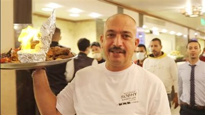 بعد تعرضه للنصب.. صبحي كابر يعلن عبر القاهرة 24 استرداد حقه: استلمت صفقة الصويا والدرة.. المال الحلال أهو