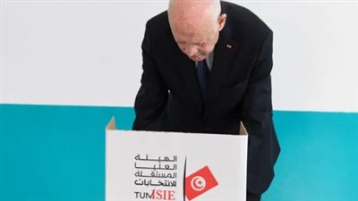 التلفزيون التونسي: استطلاع للرأي يظهر فوز قيس سعيد بانتخابات الرئاسة 
