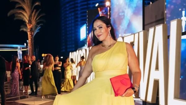 المؤلفة هبة الحسيني