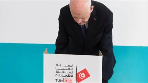  الرئيس التونسي قيس