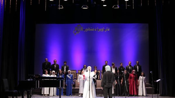 الأوبرا تحيي انتصارات