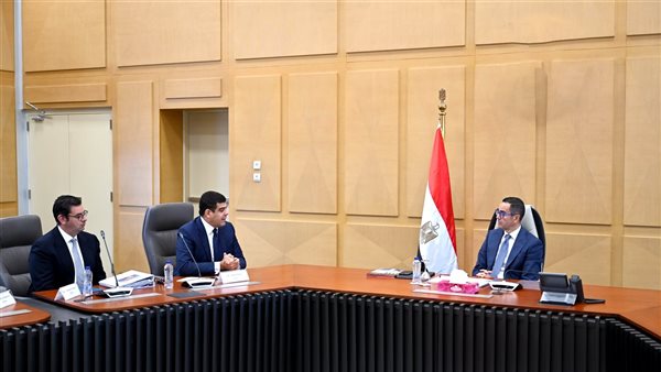 وزير الاستثمار 