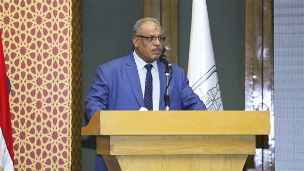 الدكتور عبده إبراهيم