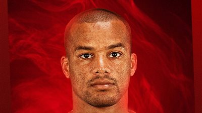 قبل السوبر المصري.. سيراميكا كليوباترا يعلن تعاقده مع رباعي بيراميدز 