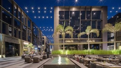 اتخانقوا على بنت.. ضبط 7 أبناء رجال أعمال بعد مشاجرة بينهم في مول بالتجمع الخامس | بث مباشر