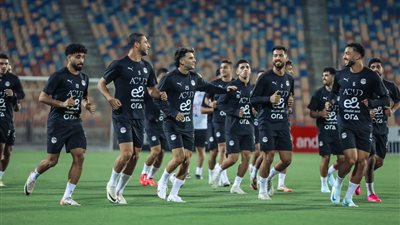 بسبب النجيل الصناعي.. منتخب مصر يخوض مرانه اليوم على ملعب زد