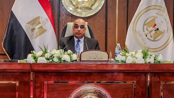 المستشار عدنان فنجري