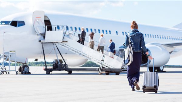 حلم السفر بطائرة