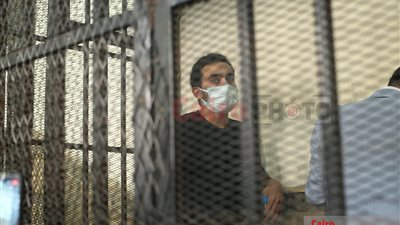 وسط حراسة مشددة.. وصول اللاعب أحمد ياسر المحمدي لحضور الاستئناف على حكم حبسه 3 سنوات