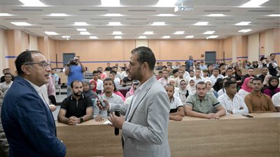 مدبولي: الدولة تولي اهتمامًا خاصًا بالتوسع في الكليات التكنولوجية وتعتبرها فكرة غير تقليدية 