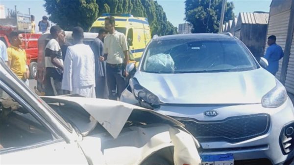 موقع حادث تصادم سيارتين