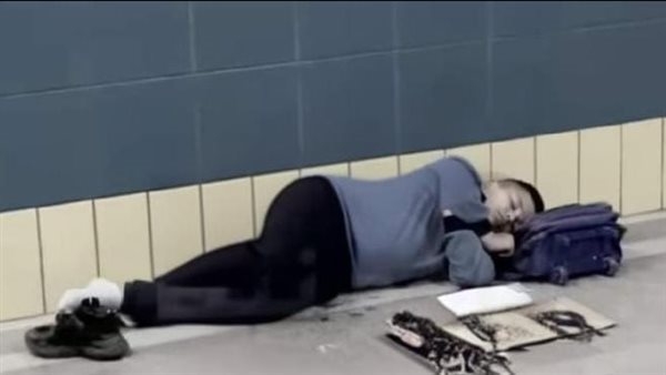 الطالب بائع السبح