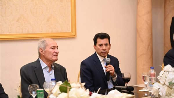 أشرف صبحي وزير الشباب