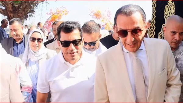 وزير الشباب والرياضة