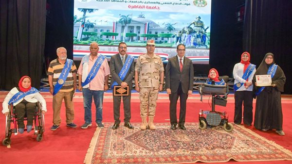 جانب من الندوة 