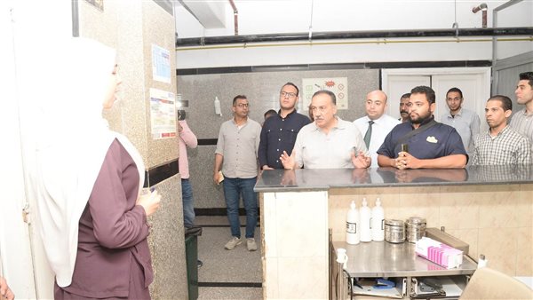 محافظ أسيوط