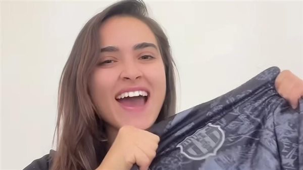 صانعة المحتوى اللبنانية