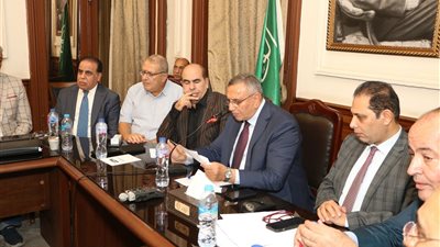 مصادر بحزب الوفد: توصيات بتشكيل لجنة لإدارة انتخابات النواب.. وتكليف أمين الصندوق بتقديم تقرير عن المديونيات