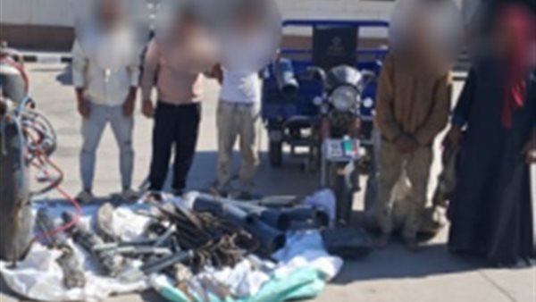 المتهمون والمضبوطات