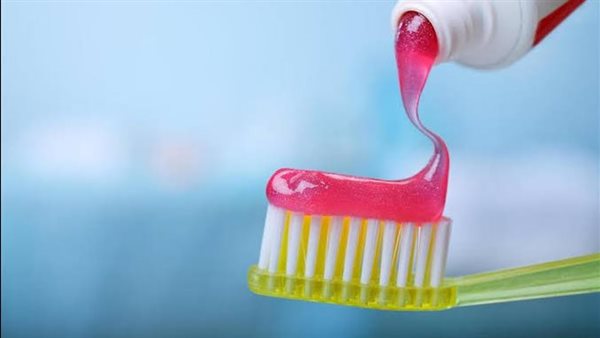 فرش الأسنان 