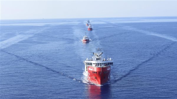 قناة السويس