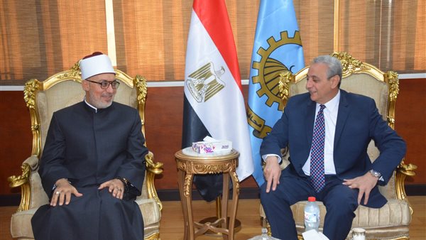 مفتي الجمهورية يزور