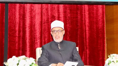 المفتي: بناء الإنسان اللبِنة الأولى في الإسلام لعمارة الأرض وتحقيق التقدم المجتمعي