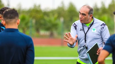 علي ماهر يمنح لاعبي المصري راحة 48 ساعة من التدريبات 