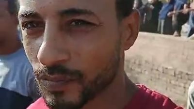 شاهد عيان يكشف تفاصيل تصادم قطاري المنيا: الركاب وقعوا في المياه والمنظر كان صعب | بث مباشر