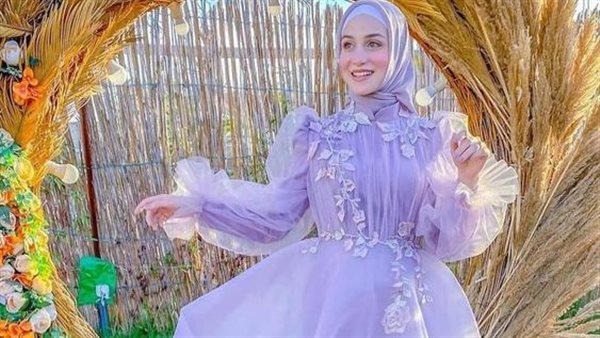 فساتين سواريه ستان