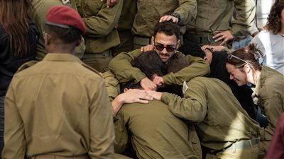  مقتل ضابط إسرائيلي وإصابة 3 آخرين في معارك قطاع غزة