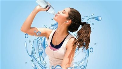 تجربة شرب 3 لترات ماء يوميا للتنحيف.. يزيد من معدل الحرق