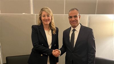 الخارجية: إلغاء العمل بالتأشيرات المسبقة للكنديين للسفر إلى مصر 