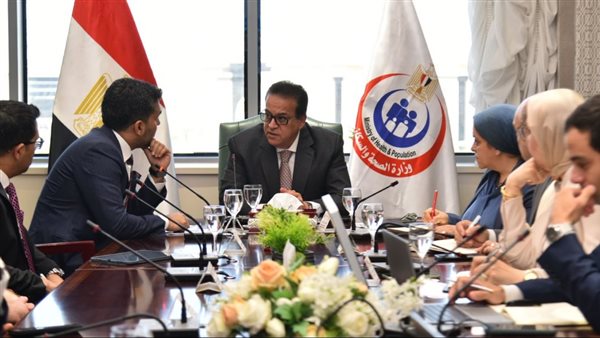 خلال الاجتماع