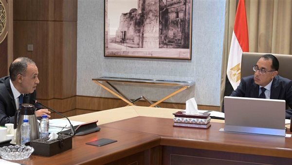 رئيس الوزراء ووزير