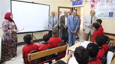 محافظ المنيا: مبادرة بداية تعتمد على الاستثمار في رأس المال البشري بدءًا من المدرسة