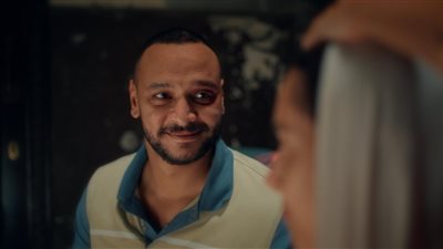 مغامرة جديدة لـ أحمد خالد صالح مع الفستان الأبيض بالجونة