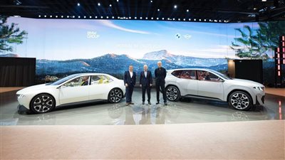 BMW تسلط الضوء على السيارات الكهربائية في معرض باريس للسيارات