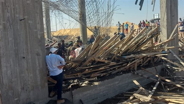 انهيار مبنى تحت الإنشاء