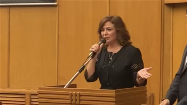 إلهام شاهين 