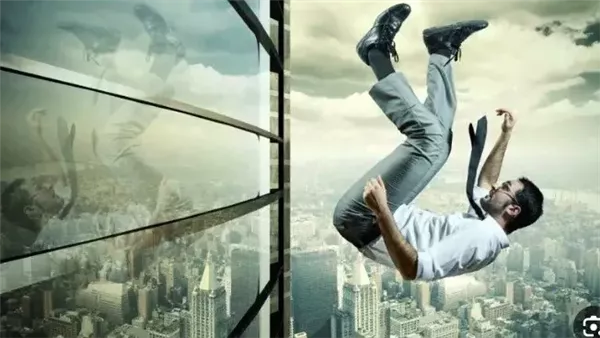 تفسير حلم الوقوع