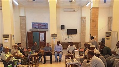 نائب محافظ أسوان يتعرف على مطالب أهالي قرى وادى كركر.. وتكليف المسؤولين بسرعة التدخل