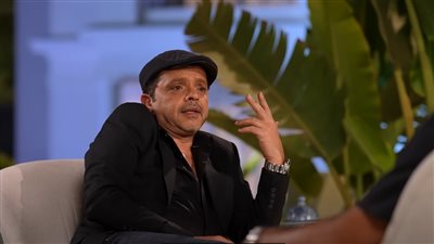 محمد هنيدي عن أزمة التيك توك: محتوى الإيحاءات والشتايم بيعجب الناس.. واللي بيشتم أهله بيكسب أكتر من اللي بيشتغل