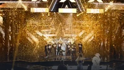 الذهب للمصريين.. أول buzz ذهبي لـ فريق مصري روسي في برنامج Arabs Got Talent| صور