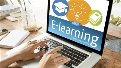 دليل الطالب الرقمي| بوابة التعليم الإلكتروني.. تقييمات أسبوعية وواجبات منزلية وكتب دراسية