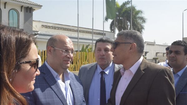 محافظ الجيزة خلال