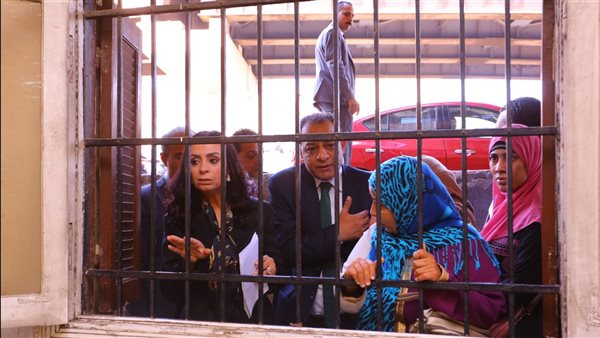 وزيرة التضامن وسط