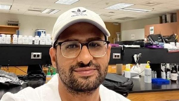 الدكتور أحمد جمعة