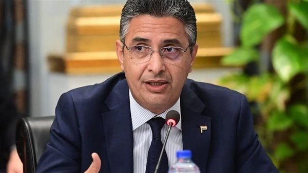  الدكتورشريف فاروق