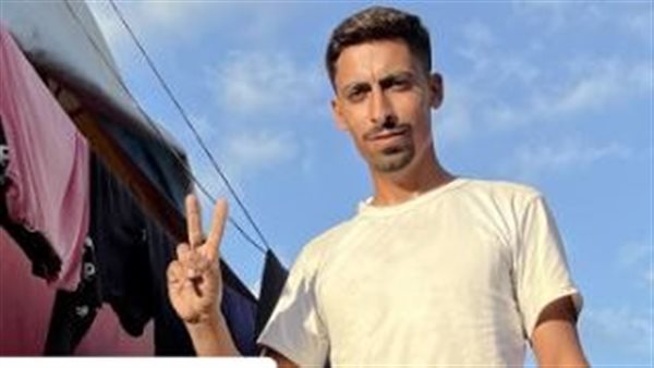 فلسطيني يصنع طرف